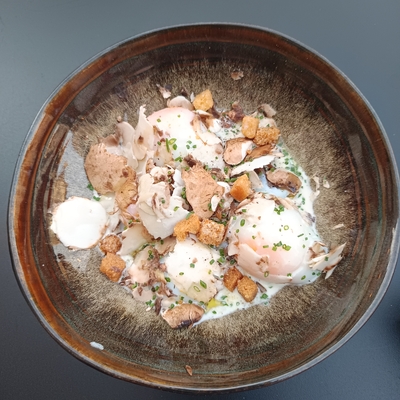 3 oeufs 63°C truffe noir champignons de paris et Bacon image