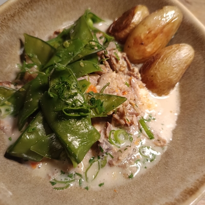 Effiloché de canard,haricot plats, pommes de terre image