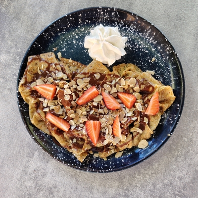 Crêpes maison aux œufs et farine bio image