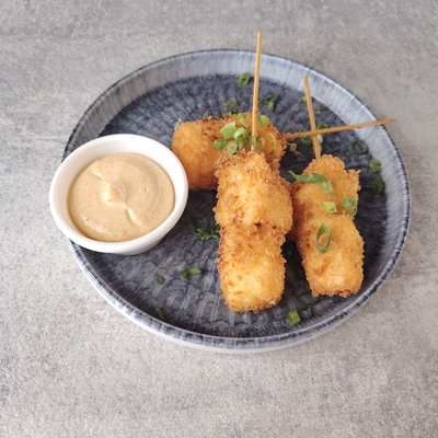 Brochettes de saumon frais croustillante image