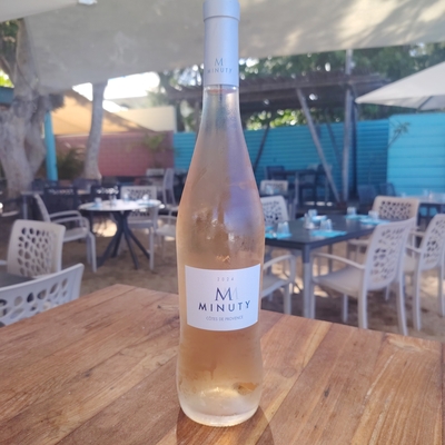 Verre de M de Minuty (côtes de Provence) 2024 image
