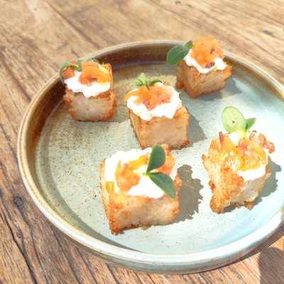 Riz frit et saumon image