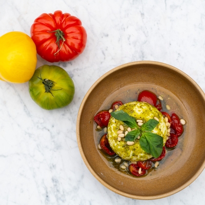 Burrata di bufala dop & tomates cerises semi-sechées image