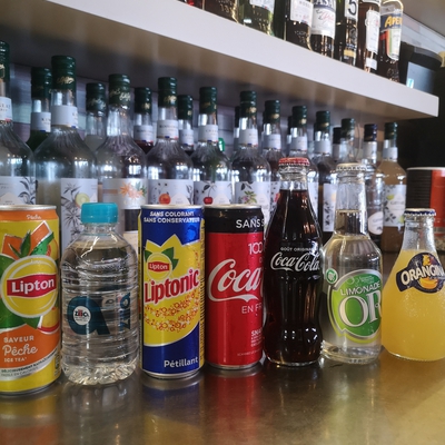 Sodas (Orangina, Coca Cola, Liptonic, Ice Tea pêche...) image