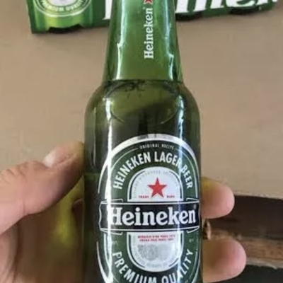 Heineken bouteille image