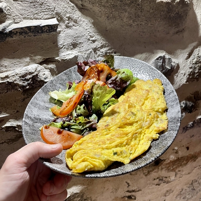 Omelette brocciu et menthe image