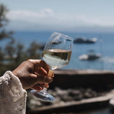 Vins au verre du jour. image