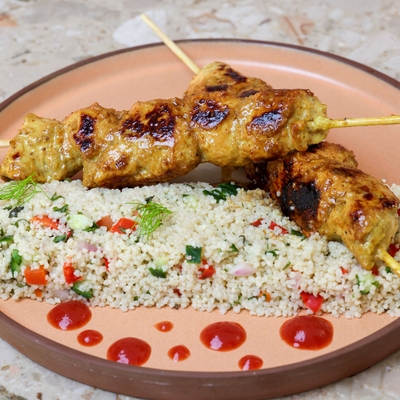Brochettes de poulet, taboulé image