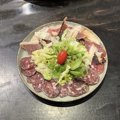 Assiette de charcuterie image
