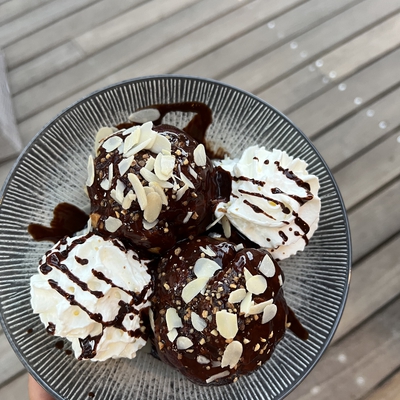 Profiteroles image