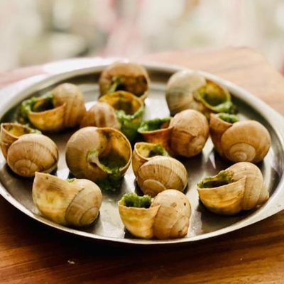 Escargots de Bourgogne en persillade image