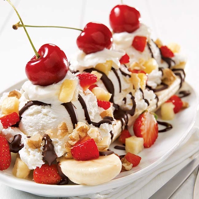 Banana split image