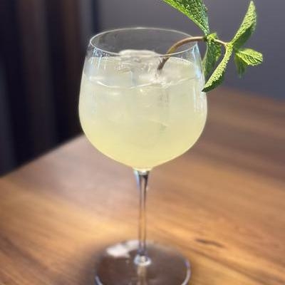Bloom Fizz (18 cl) image