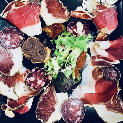 Charcuterie corse AOP, Prisuttu, lonzu, salciccia, Paul Colombani à Valle d'Orezza image