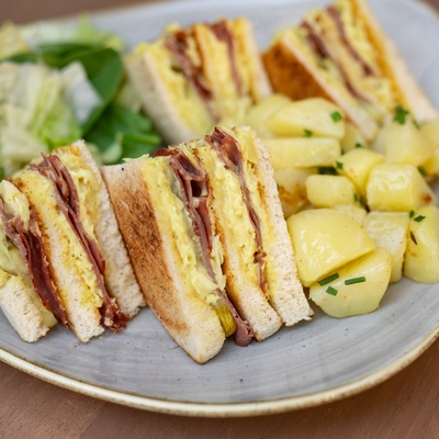Club Pastrami image