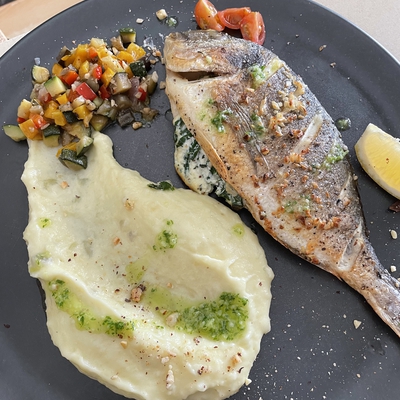 Daurade Royale rôti farcie au brocciu et à la nepita (400gr) image
