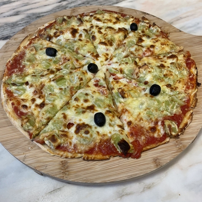 Ravioles : tomate, mozzarella, emmental, ravioles de Romans, crème, olives image