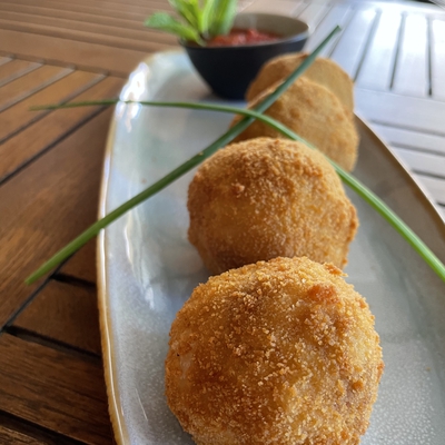 Arancini di risotto à la mozzarella image
