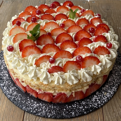 GATEAU ANNIVERSAIRE : FRAISIER, FRAMBOISIER, CASTEL, PARIS BREST, CHOCOLAT, CHARLOTTE... image