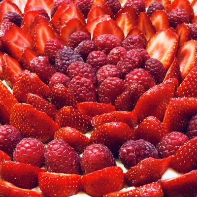 Fraises et framboises (en saison) image