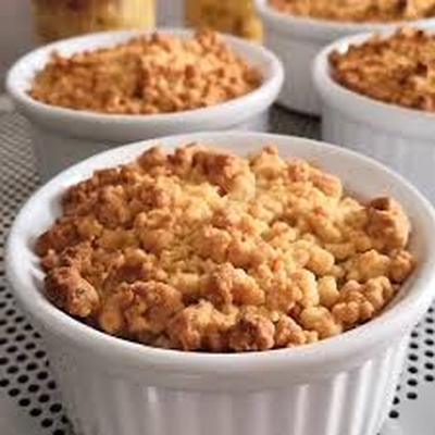 Crumble aux pommes caramélisées image