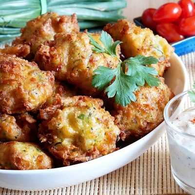 Beignets de courgette et tome fumée de Sartène image