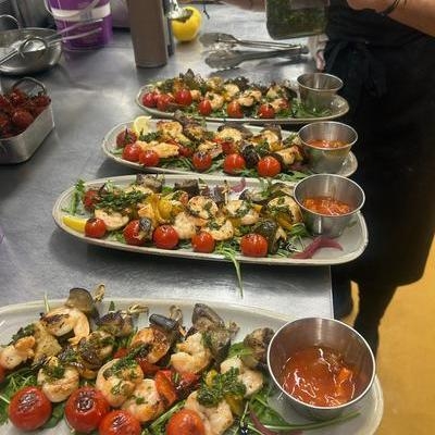 Mini brochettes de scampi au soja image