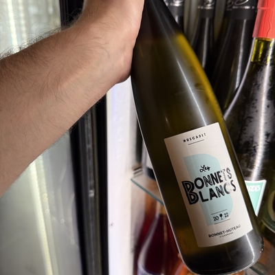 Les Bonnets blancs image