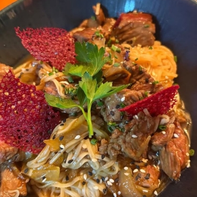 Bœuf sauté aux oignons sauce teriyaki image