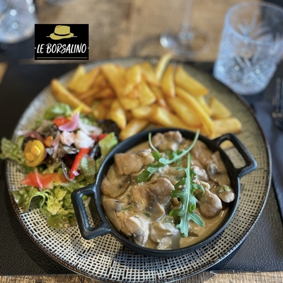 Cassolette de Ris de veau sauce marsala et ses champignons, frites image