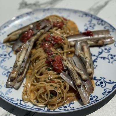 Linguine aux couteaux image