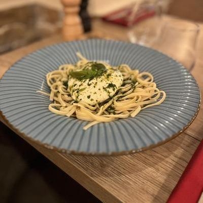 Linguine à la burrata image