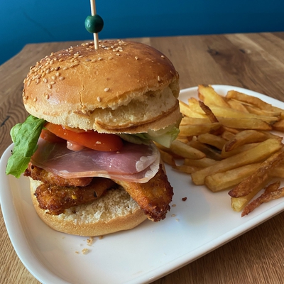 Max Chicken image