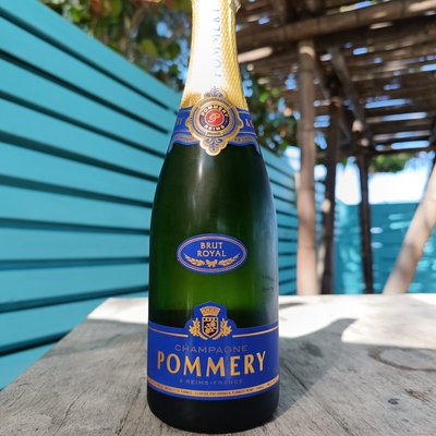 Champagne royal brut " Pommery " image