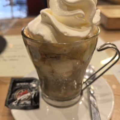 Affogato au Cafe image