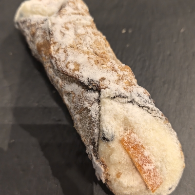 Cannoli de ricotta image