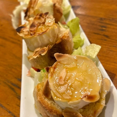 4 Crostini chèvre chaud et miel image