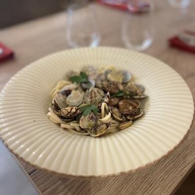 Linguine alle vongole image