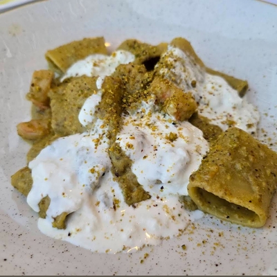 Paccheri al pesto di pistacchi et guanciale image