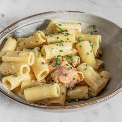 Rigatoni au saumon fumé et crème de ciboulette image