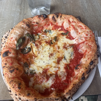 margherita provola et pepe image