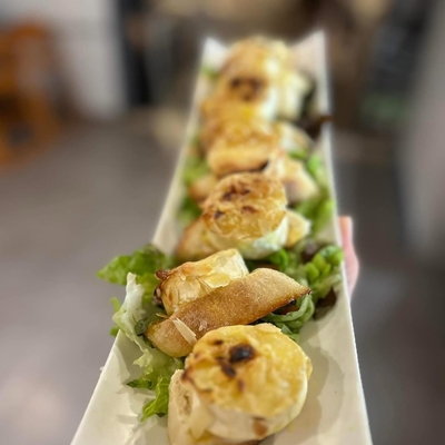 8 crostini chèvre chaud et miel image