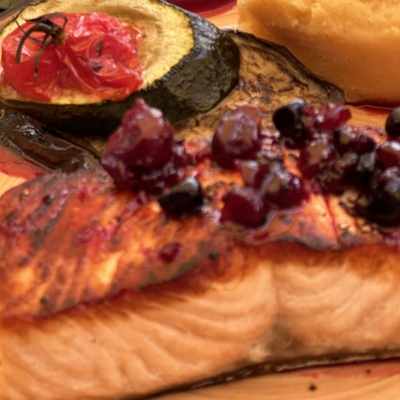Pavé de saumon aux fruits rouges image