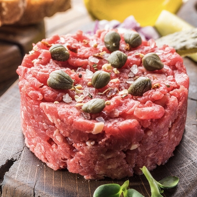 Tartare de bœuf, frites maison image