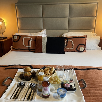 Room service image