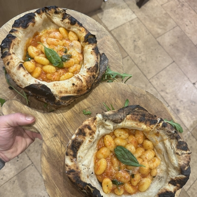 gratin de gnocchi au feu de bois image