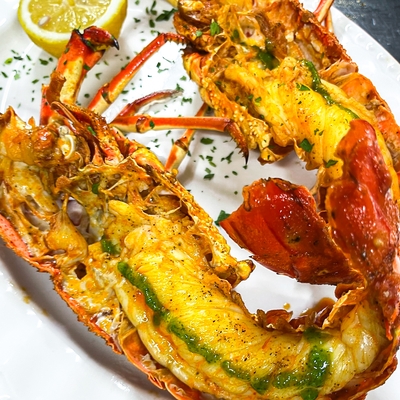 Pâtes à la Langouste ou Langouste grillée - Prix pour 100 gr image