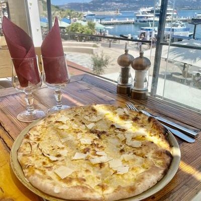 FOCCACIA AIL PARMESAN 🧄🧀 image