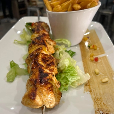 Brochette de poulet mariné citron et thym image