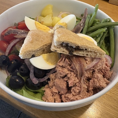 Salade nicoise image